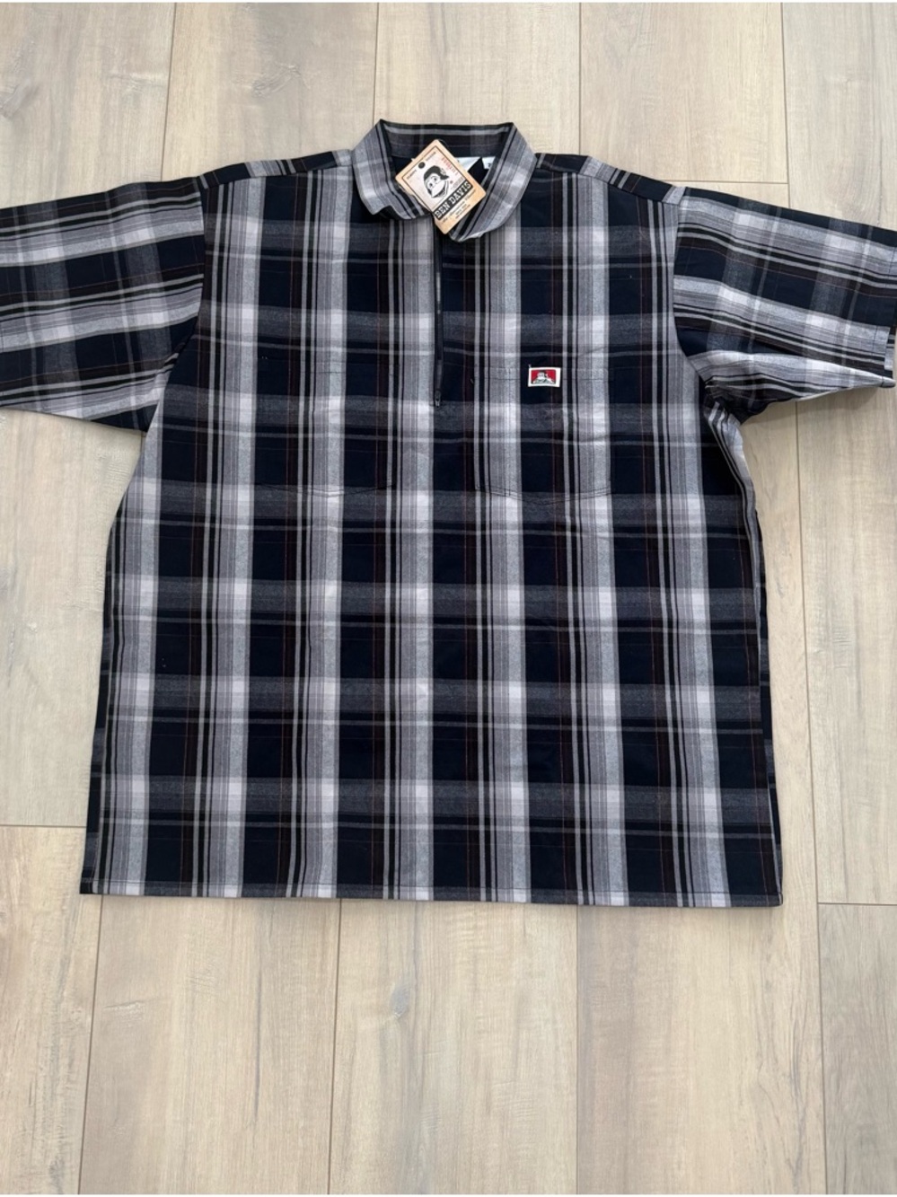 Ben Davis Navy Blue & Gray Plaid Short Sleeve Quarter sleeve shirt